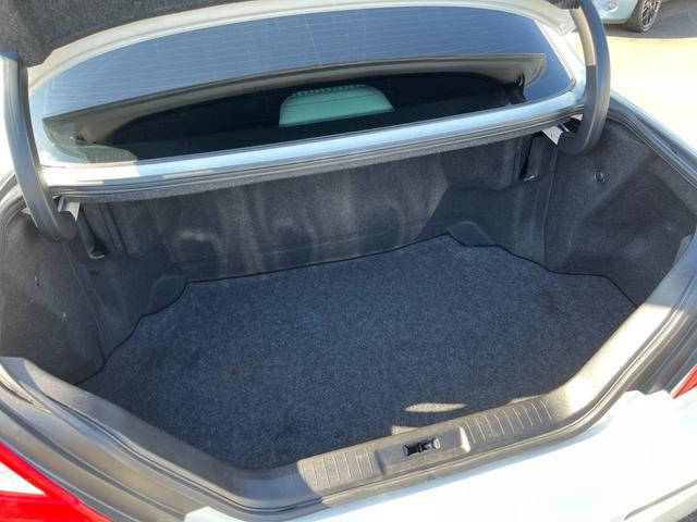 シーマ ４５０ＸＬ　後期型　本革シート　純正ＤＶＤナビ　バックカメラ　ＢＯＳＥサウンド　バルカンＨＩＤヘッドライト　助手席オットマンシート　メモリー付きパワーシート　ホット＆クールシート　前後コーナーセンサー（49枚目）