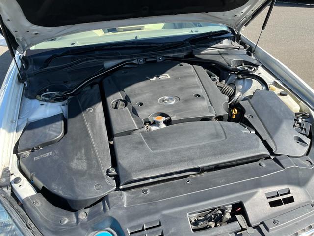 シーマ ４５０ＸＬ　後期型　本革シート　純正ＤＶＤナビ　バックカメラ　ＢＯＳＥサウンド　バルカンＨＩＤヘッドライト　助手席オットマンシート　メモリー付きパワーシート　ホット＆クールシート　前後コーナーセンサー（50枚目）