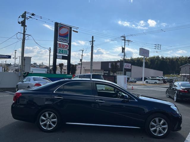 クラウンマジェスタ Ａタイプ　当店下取り車　禁煙車　フルセグ純正ＨＤＤナビ　バックカメラ　ＤＶＤビデオ再生　Ｂｌｕｅｔｏｏｔｈ対応　パワーシート　電動サンシェード　ＨＩＤ　スマートキー　ビルトインＥＴＣ　電動チルトステアリング（7枚目）