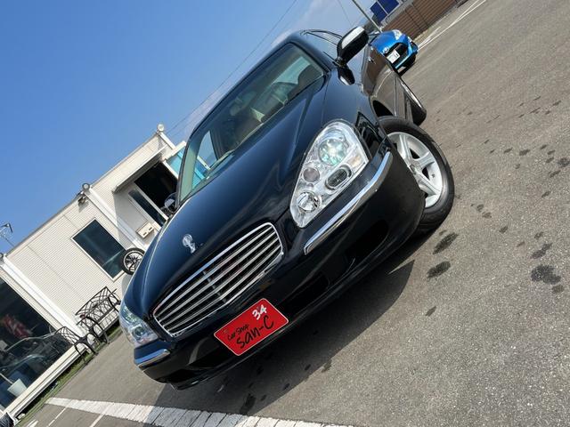 シーマ ４５０ＶＩＰ　ワンオーナー　禁煙車　実走行４万ＫＭ台　純正ナビ　ベージュ本革シート　バルカンＨＩＤヘッドライト　左リアリラックスシート　ホット＆クールシート　純正１６インチアルミ　タイミングチェーン（5枚目）