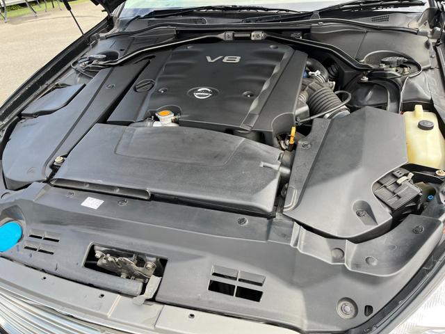 シーマ ４５０ＶＩＰ　ワンオーナー　禁煙車　実走行４万ＫＭ台　純正ナビ　ベージュ本革シート　バルカンＨＩＤヘッドライト　左リアリラックスシート　ホット＆クールシート　純正１６インチアルミ　タイミングチェーン（66枚目）