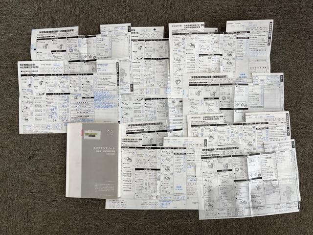 シーマ ４５０ＶＩＰ　ワンオーナー　禁煙車　実走行４万ＫＭ台　純正ナビ　ベージュ本革シート　バルカンＨＩＤヘッドライト　左リアリラックスシート　ホット＆クールシート　純正１６インチアルミ　タイミングチェーン（67枚目）