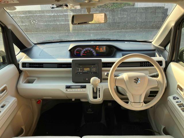 ワゴンＲ ハイブリッドＦＸ　キーレスエントリー　アイドリングストップ　電動格納ミラー　シートヒーター　ベンチシート　ＣＶＴ　盗難防止システム　ＡＢＳ　ＥＳＣ　ＣＤ　ミュージックプレイヤー接続可　衝突安全ボディ　エアコン（2枚目）