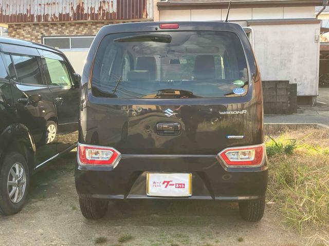ワゴンＲ ハイブリッドＦＸ　キーレスエントリー　アイドリングストップ　電動格納ミラー　シートヒーター　ベンチシート　ＣＶＴ　盗難防止システム　ＡＢＳ　ＥＳＣ　ＣＤ　ミュージックプレイヤー接続可　衝突安全ボディ　エアコン（15枚目）
