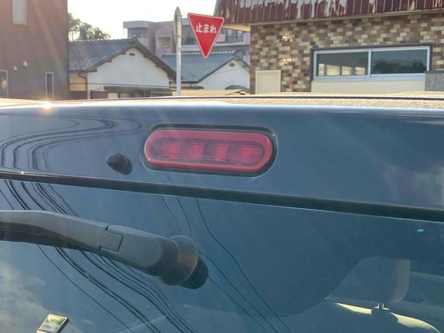 ワゴンＲ ハイブリッドＦＸ　キーレスエントリー　アイドリングストップ　電動格納ミラー　シートヒーター　ベンチシート　ＣＶＴ　盗難防止システム　ＡＢＳ　ＥＳＣ　ＣＤ　ミュージックプレイヤー接続可　衝突安全ボディ　エアコン（31枚目）