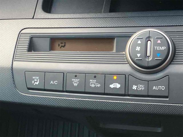 フリードスパイクハイブリッド ジャストセレクション　ハイブリッド　ドライブレコーダー　ＥＴＣ　バックカメラ　ナビ　ＴＶ　両側電動スライドドア　オートクルーズコントロール　ＨＩＤ　アイドリングストップ　電動格納ミラー　ＣＶＴ　衝突安全ボディ（8枚目）