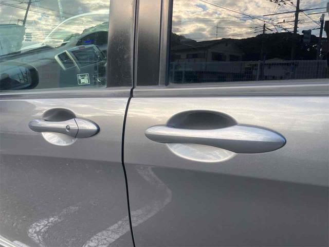 フリードスパイクハイブリッド ジャストセレクション　ハイブリッド　ドライブレコーダー　ＥＴＣ　バックカメラ　ナビ　ＴＶ　両側電動スライドドア　オートクルーズコントロール　ＨＩＤ　アイドリングストップ　電動格納ミラー　ＣＶＴ　衝突安全ボディ（29枚目）