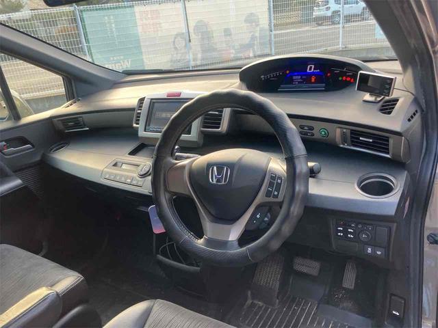 フリードスパイクハイブリッド ジャストセレクション　ハイブリッド　ドライブレコーダー　ＥＴＣ　バックカメラ　ナビ　ＴＶ　両側電動スライドドア　オートクルーズコントロール　ＨＩＤ　アイドリングストップ　電動格納ミラー　ＣＶＴ　衝突安全ボディ（38枚目）