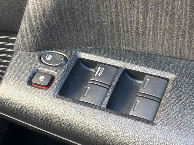 フリードスパイクハイブリッド ジャストセレクション　ハイブリッド　ドライブレコーダー　ＥＴＣ　バックカメラ　ナビ　ＴＶ　両側電動スライドドア　オートクルーズコントロール　ＨＩＤ　アイドリングストップ　電動格納ミラー　ＣＶＴ　衝突安全ボディ（51枚目）