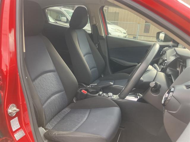 デミオ １３Ｓ　ドライブレコーダー　ＥＴＣ　ナビ　ＴＶ　衝突被害軽減システム　アルミホイール　後席モニター　スマートキー　アイドリングストップ　電動格納ミラー　ＡＴ　盗難防止システム　衝突安全ボディ　ＡＢＳ　ＥＳＣ（35枚目）