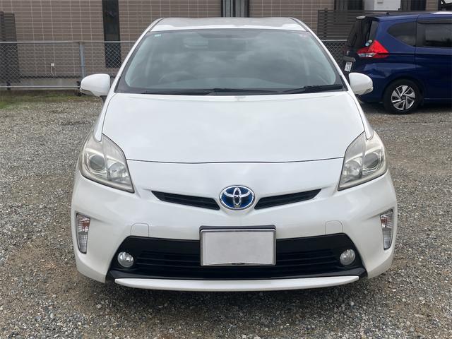 プリウス Ｓ　ドライブレコーダー　ＥＴＣ　バックカメラ　ナビ　ＴＶ　アルミホイール　オートライト　ＨＩＤ　ＣＶＴ　スマートキー　アイドリングストップ　電動格納ミラー　盗難防止システム　ＣＤ　ＤＶＤ再生　ＵＳＢ（13枚目）