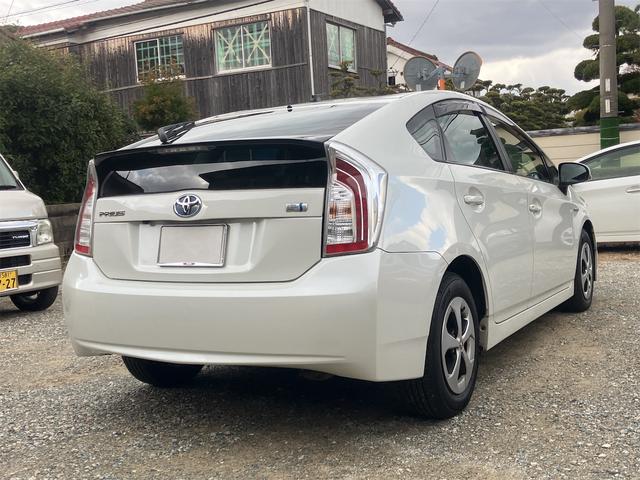 プリウス Ｓ　ドライブレコーダー　ＥＴＣ　バックカメラ　ナビ　ＴＶ　アルミホイール　オートライト　ＨＩＤ　ＣＶＴ　スマートキー　アイドリングストップ　電動格納ミラー　盗難防止システム　ＣＤ　ＤＶＤ再生　ＵＳＢ（21枚目）