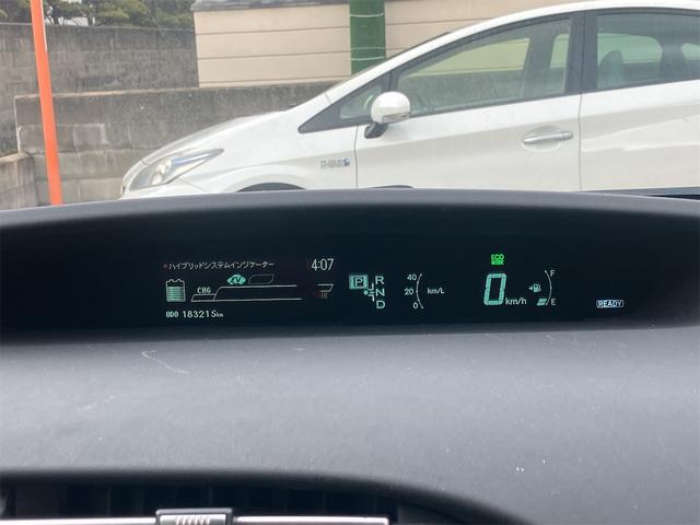 プリウス Ｓ　ドライブレコーダー　ＥＴＣ　バックカメラ　ナビ　ＴＶ　アルミホイール　オートライト　ＨＩＤ　ＣＶＴ　スマートキー　アイドリングストップ　電動格納ミラー　盗難防止システム　ＣＤ　ＤＶＤ再生　ＵＳＢ（41枚目）
