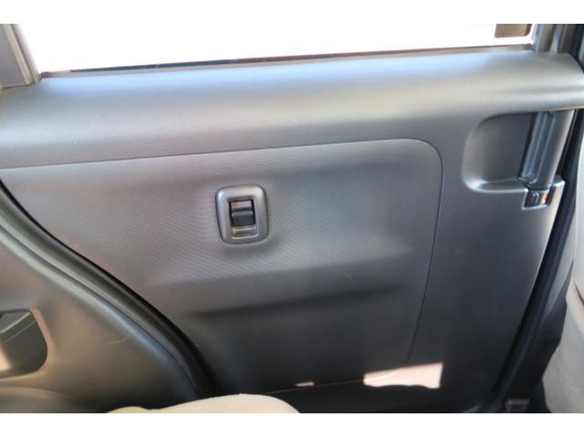 ムーヴキャンバス Ｘリミテッドメイクアップ　ＳＡＩＩ　両側電動スライドドア　ＥＴＣ　純正ナビ　フルセグ　バックモニター　トラクションコントロール　スマートキー　プッシュスタート　オートエアコン　ドライブレコーダー　電動格納ミラー（15枚目）