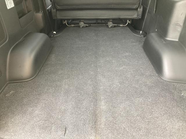 ハイエースバン スーパーＧＬ　ダークプライムＩＩ　４ＷＤ・両側パワースライド・寒冷地仕様・ＬＥＤヘッドライト・プッシュスタート・シートカバー・トヨタセーフティセンス・ＥＴＣ・ＳＤナビ・バックカメラ・パワーヒート・１００Ｖ電源・ドラレコ・スマートキー（46枚目）