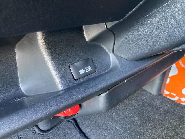 ハイエースバン スーパーＧＬ　ダークプライムＩＩ　４ＷＤ・パワーバックドア・寒冷地仕様・トヨタセーフティセンス・ＬＥＤヘッドライト・プッシュスタート・トムスＬＥＤテールランプ・フロントスポイラー・オーバーフェンダー・クルコン・バックカメラ・ＳＤナビ（37枚目）