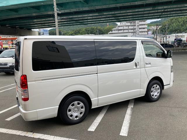 ハイエースバン スーパーＧＬ　ダークプライムＩＩ　４ＷＤ・６型・【リア修復歴】・クリアランスソナー・パノラミックビュー・デジタルインナーミラー・トヨタセーフティセンス・プッシュスタート・ＬＥＤヘッドライト・ＥＴＣ２．０・ＳＤナビ・前後ドラレコ（15枚目）