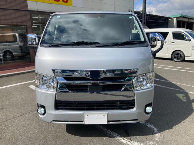ハイエースバン ＤＸ　ＧＬパッケージ　４ＷＤ・６型・４ナンバー・９人乗・Ｗエアコン・ＬＥＤヘッドライト・トヨタセーフティセンス・ＬＥＤフォグライト・メッキ電格ミラー・アルミホイール・ＥＴＣ２．０・ＳＤナビ・フルセグ・バックカメラ・キーレス（2枚目）