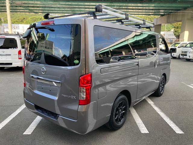 ＮＶ３５０キャラバンバン ロングプレミアムＧＸターボ　ディーゼルターボ・ＨＩＤヘッドライト・イエローフォグライト・リアスライド小窓・ルーフキャリア・社外１５インチアスミホイール・純正ＳＤナビ・フルセグ・バックカメラ・プッシュスタート・スマートキー（12枚目）