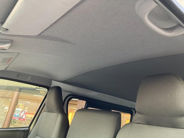 ハイエースバン ロングDX 6型・6人乗り・トヨタセーフティセンス・ルーフキャリア・マッドブラックグリル・新品バンパーガード・LEDデイライト・メッキ電格ミラー・リアコーナーセンサー・リアラダー・SDナビ・バックカメラ・ドラレコ(36枚目)