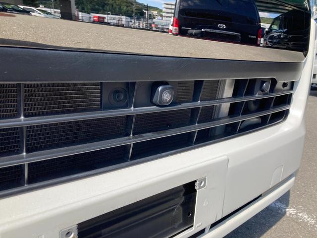 ハイエースバン スーパーＧＬ　ダークプライムＩＩ　７型・両側パワースライド・新品ベッドキット・トヨタセーフティセンス・クリアランスソナー・デジタルインナーミラー・パノラミックビュー・ベアロックバイソンアルミホイール・ＳＤナビ・バックカメラ（8枚目）