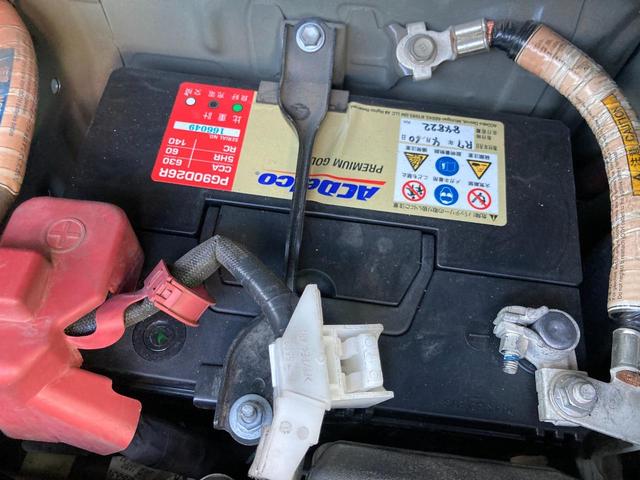 ハイエースバン ロングＤＸ　６型・９人乗り・４ナンバー・Ｗエアコン・リアヒーター・ＬＥＤヘッドライト・トヨタセーフティセンス・ブラックグリル・バンパーガード・ＬＥＤデイライト・電格ミラー・ガンメタ塗装ホイールキャップ・寒冷地仕様（46枚目）