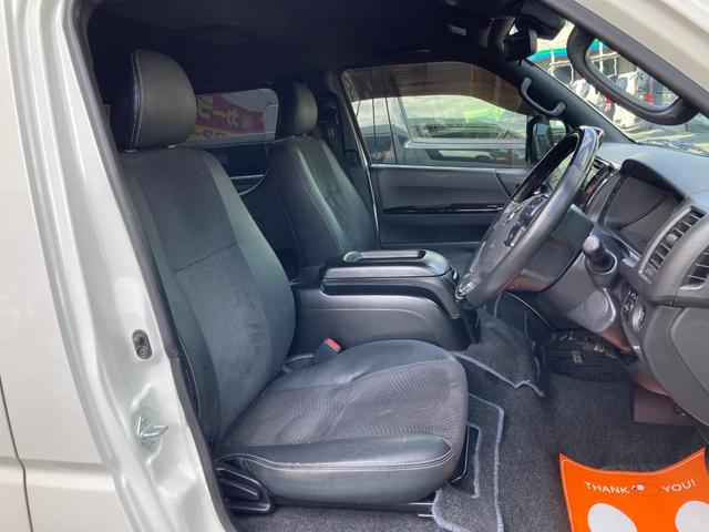 ハイエースバン ロングワイドスーパーＧＬ　ダークプライム２・６型・パワースライド・アルパインＢＩＧＸ１１・クリアランスソナー・パノラミックビュー・トヨタセーフティセンス・アルミホイール・ＬＥＤヘッドライト・ルーフスポイラー・プッシュスタート（17枚目）