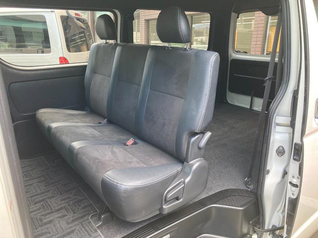 ハイエースバン ロングワイドスーパーＧＬ　ダークプライム２・６型・パワースライド・アルパインＢＩＧＸ１１・クリアランスソナー・パノラミックビュー・トヨタセーフティセンス・アルミホイール・ＬＥＤヘッドライト・ルーフスポイラー・プッシュスタート（39枚目）