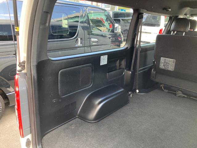 ハイエースバン ロングワイドスーパーＧＬ　ダークプライム２・６型・パワースライド・アルパインＢＩＧＸ１１・クリアランスソナー・パノラミックビュー・トヨタセーフティセンス・アルミホイール・ＬＥＤヘッドライト・ルーフスポイラー・プッシュスタート（46枚目）