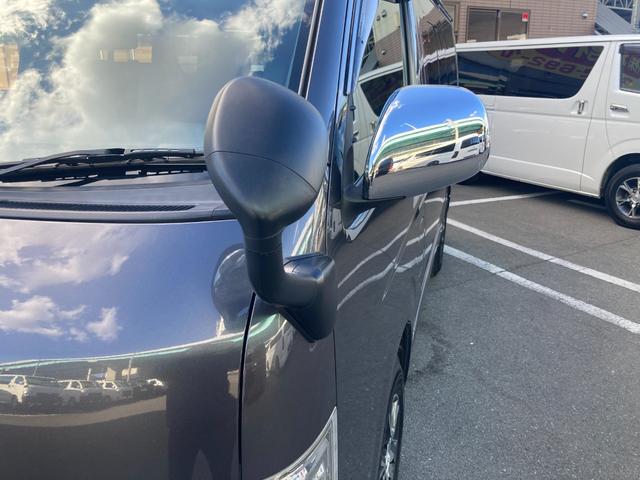 ハイエースバン スーパーＧＬ　ダークプライムＩＩ　トヨタセーフティセンス・ＬＥＤヘッドライト・プッシュスタート・モデリスタカーゴライト・コーナーセンサー・純正アルミホイール・ＥＴＣ２．０・ＳＤナビ・バックカメラ・Ｗエアバック・１００Ｖ電源・ドラレコ（8枚目）