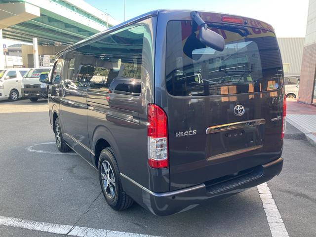 ハイエースバン スーパーＧＬ　ダークプライムＩＩ　トヨタセーフティセンス・ＬＥＤヘッドライト・プッシュスタート・モデリスタカーゴライト・コーナーセンサー・純正アルミホイール・ＥＴＣ２．０・ＳＤナビ・バックカメラ・Ｗエアバック・１００Ｖ電源・ドラレコ（11枚目）