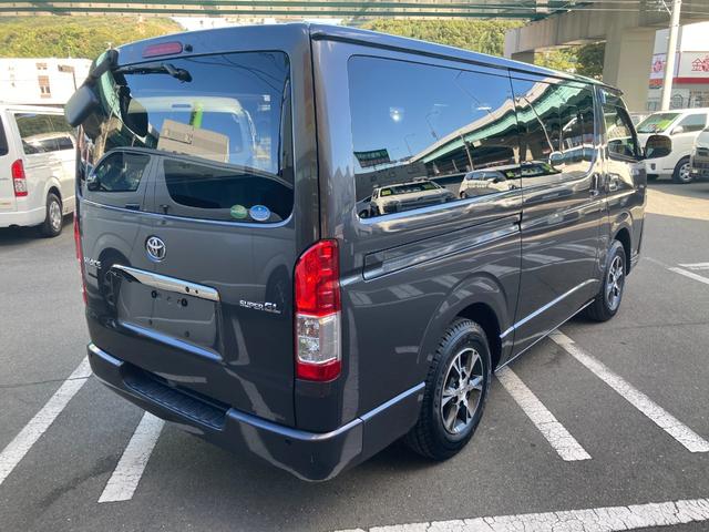 ハイエースバン スーパーＧＬ　ダークプライムＩＩ　トヨタセーフティセンス・ＬＥＤヘッドライト・プッシュスタート・モデリスタカーゴライト・コーナーセンサー・純正アルミホイール・ＥＴＣ２．０・ＳＤナビ・バックカメラ・Ｗエアバック・１００Ｖ電源・ドラレコ（14枚目）