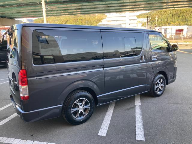 ハイエースバン スーパーＧＬ　ダークプライムＩＩ　トヨタセーフティセンス・ＬＥＤヘッドライト・プッシュスタート・モデリスタカーゴライト・コーナーセンサー・純正アルミホイール・ＥＴＣ２．０・ＳＤナビ・バックカメラ・Ｗエアバック・１００Ｖ電源・ドラレコ（15枚目）