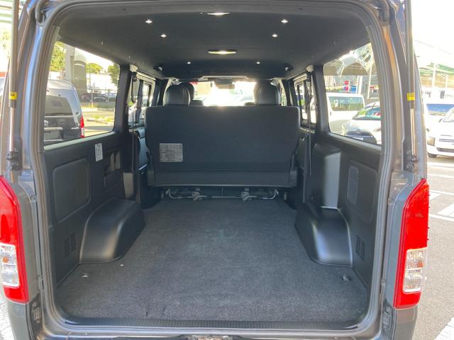 ハイエースバン スーパーＧＬ　ダークプライムＩＩ　トヨタセーフティセンス・ＬＥＤヘッドライト・プッシュスタート・モデリスタカーゴライト・コーナーセンサー・純正アルミホイール・ＥＴＣ２．０・ＳＤナビ・バックカメラ・Ｗエアバック・１００Ｖ電源・ドラレコ（45枚目）