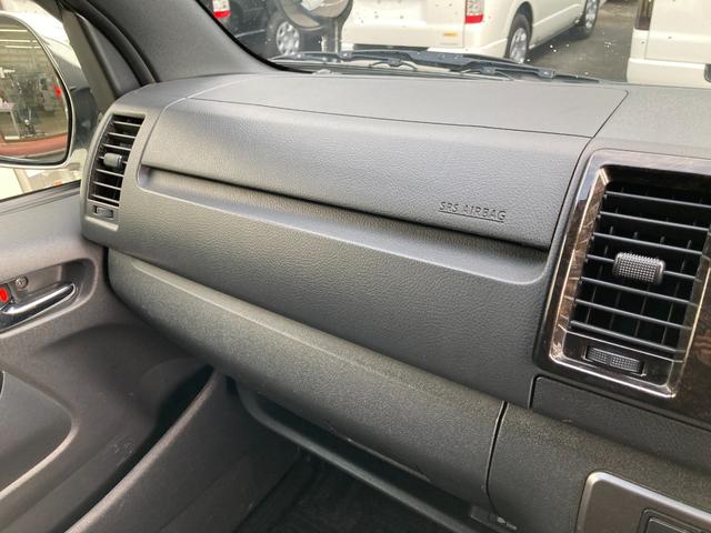 ハイエースバン スーパーＧＬ　ダークプライムＩＩ　４ＷＤ・５型・トヨタセーフティセンス・ＬＥＤヘッドライト・プッシュスタート・リアスライド小窓・ＥＴＣ・ＳＤナビ・フルセグ・バックカメラ・Ｗエアバック・１００Ｖ電源・ドライブレコーダー・スマートキー×２（24枚目）