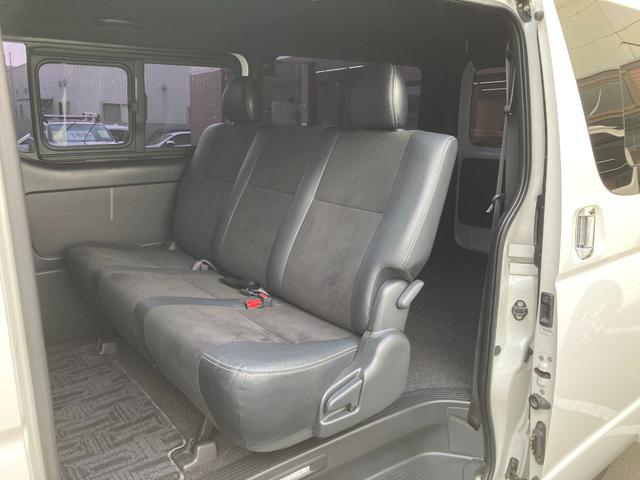 ハイエースバン スーパーＧＬ　ダークプライムＩＩ　４ＷＤ・５型・トヨタセーフティセンス・ＬＥＤヘッドライト・プッシュスタート・リアスライド小窓・ＥＴＣ・ＳＤナビ・フルセグ・バックカメラ・Ｗエアバック・１００Ｖ電源・ドライブレコーダー・スマートキー×２（36枚目）