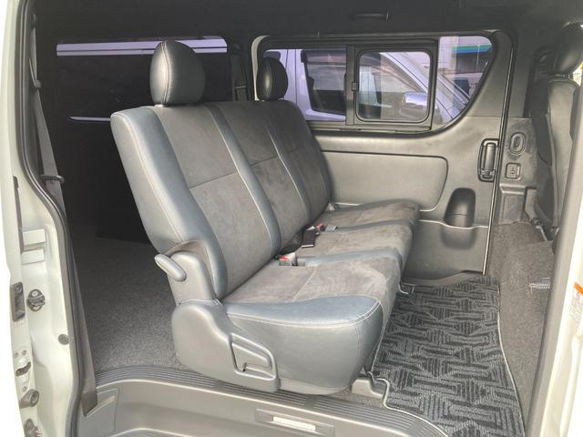 ハイエースバン スーパーＧＬ　ダークプライムＩＩ　４ＷＤ・５型・トヨタセーフティセンス・ＬＥＤヘッドライト・プッシュスタート・リアスライド小窓・ＥＴＣ・ＳＤナビ・フルセグ・バックカメラ・Ｗエアバック・１００Ｖ電源・ドライブレコーダー・スマートキー×２（46枚目）