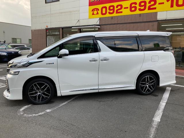 ヴェルファイアハイブリッド ZR Gエディション モデリスタフルエアロ・パワースライド・パワーバックドア・JBLサウンド・19インチAW・衝突軽減ブレーキ・クリアランスソナー・パノラミックビュー・フリップダウンモニター・シーケンシャルウィンカー(9枚目)