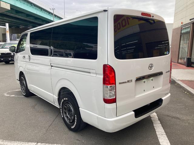 ハイエースバン スーパーＧＬ　ダークプライムＩＩ　５型・トヨタセーフティセンス・ＬＥＤヘッドライト・プッシュスタート・ＬＥＤフォグライト・フロントスポイラー・アルミホイール・ホワイトレター・シートカバー・ＥＴＣ・ＳＤナビ・バックカメラ・ドラレコ（10枚目）