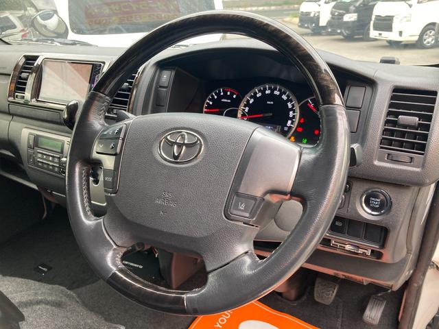 ハイエースバン スーパーＧＬ　ダークプライムＩＩ　５型・トヨタセーフティセンス・ＬＥＤヘッドライト・プッシュスタート・ＬＥＤフォグライト・フロントスポイラー・アルミホイール・ホワイトレター・シートカバー・ＥＴＣ・ＳＤナビ・バックカメラ・ドラレコ（32枚目）