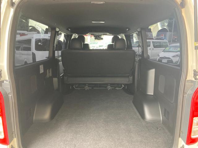 ハイエースバン スーパーＧＬ　ダークプライムＩＩ　５型・トヨタセーフティセンス・ＬＥＤヘッドライト・プッシュスタート・ＬＥＤフォグライト・フロントスポイラー・アルミホイール・ホワイトレター・シートカバー・ＥＴＣ・ＳＤナビ・バックカメラ・ドラレコ（43枚目）