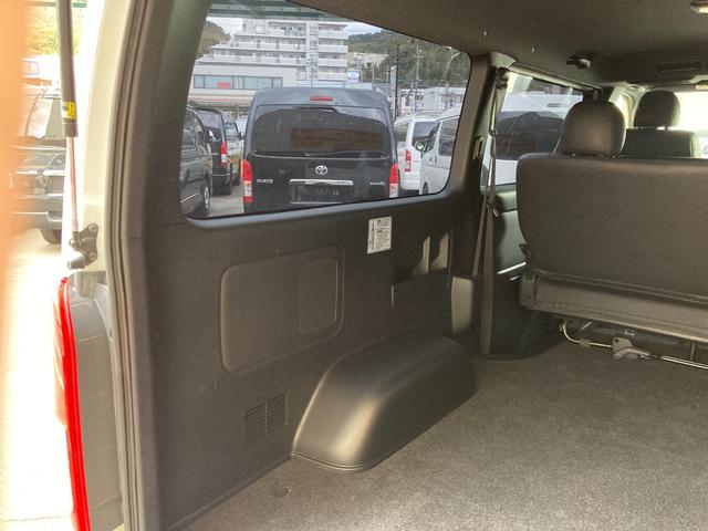 ハイエースバン スーパーＧＬ　ダークプライムＩＩ　５型・トヨタセーフティセンス・ＬＥＤヘッドライト・プッシュスタート・ＬＥＤフォグライト・フロントスポイラー・アルミホイール・ホワイトレター・シートカバー・ＥＴＣ・ＳＤナビ・バックカメラ・ドラレコ（45枚目）
