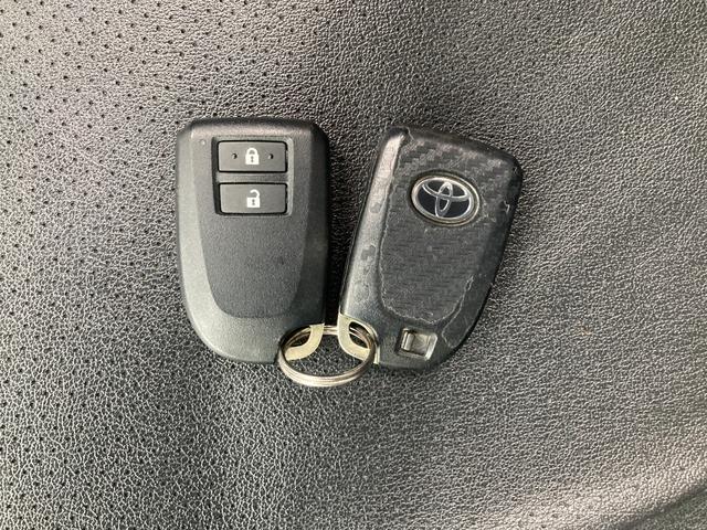 ハイエースバン スーパーＧＬ　ダークプライムＩＩ　５型・トヨタセーフティセンス・ＬＥＤヘッドライト・プッシュスタート・ＬＥＤフォグライト・フロントスポイラー・アルミホイール・ホワイトレター・シートカバー・ＥＴＣ・ＳＤナビ・バックカメラ・ドラレコ（49枚目）