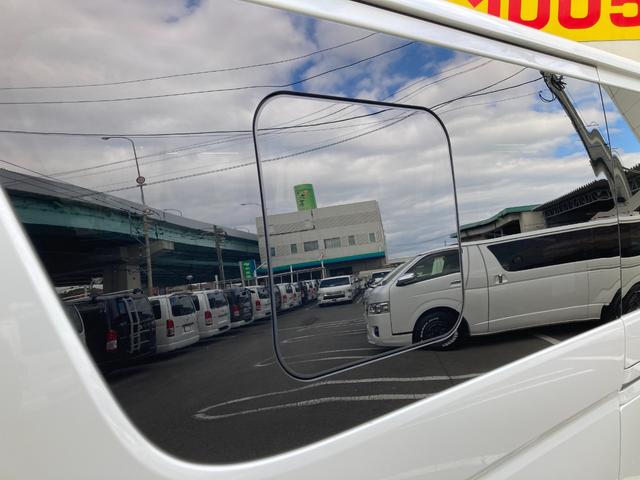 ハイエースバン ロングスーパーGL 6型・トヨタセーフティセンス・LEDヘッドライト・プッシュスタート・新品バンパーガード・新品シートカバー・新品インテリアパネル・新品ステアリング・SDナビ・フルセグ・バックカメラ・ドライブレコーダー(10枚目)