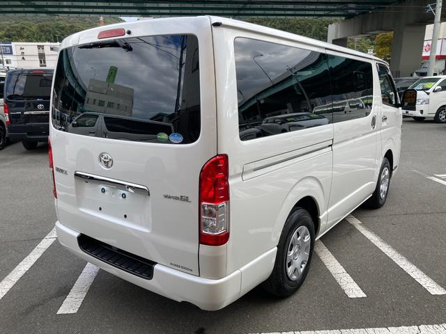 ハイエースバン ロングスーパーGL 6型・トヨタセーフティセンス・LEDヘッドライト・プッシュスタート・新品バンパーガード・新品シートカバー・新品インテリアパネル・新品ステアリング・SDナビ・フルセグ・バックカメラ・ドライブレコーダー(13枚目)