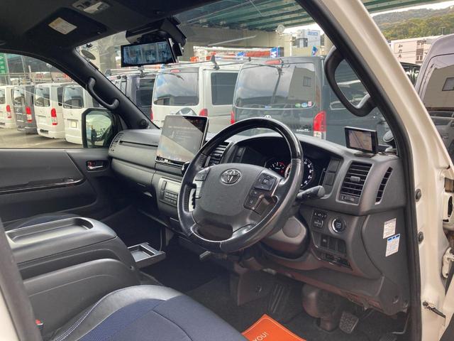 ハイエースバン スーパーGL ダークプライムII 6型・アルパインBIGX11・ESSEXフルエアロ・クリアランスソナー・デジタルインナーミラー型前後ドラレコ・LEDヘッドライト・プッシュスタート・荷室コンパネ・クッションフロアシート・100V電源(22枚目)