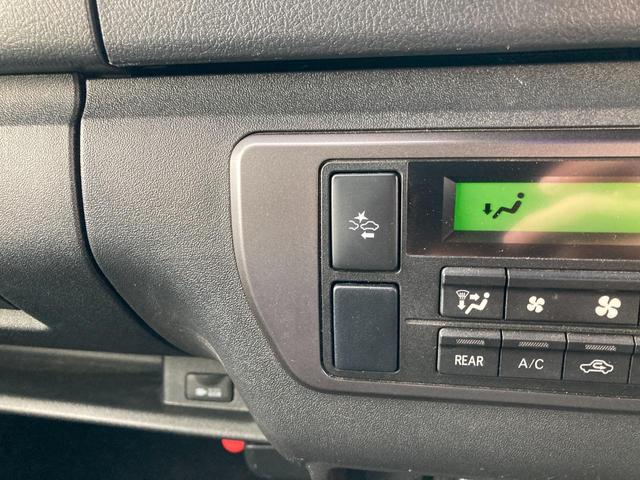 ハイエースバン スーパーGL ダークプライムII 6型・アルパインBIGX11・ESSEXフルエアロ・クリアランスソナー・デジタルインナーミラー型前後ドラレコ・LEDヘッドライト・プッシュスタート・荷室コンパネ・クッションフロアシート・100V電源(33枚目)