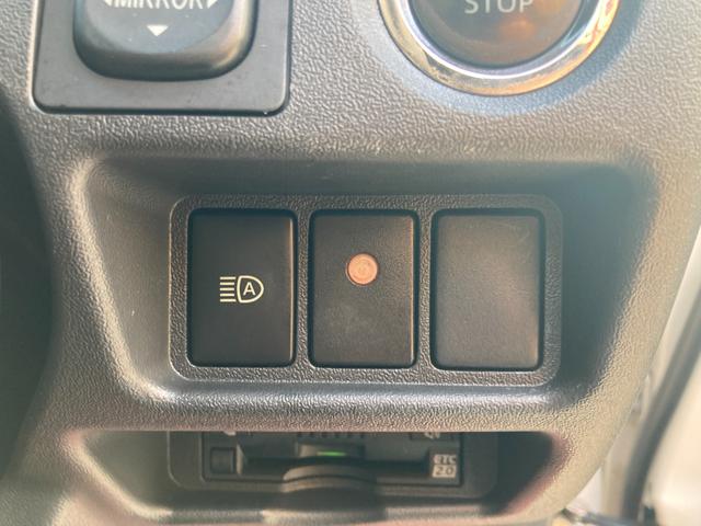 ハイエースバン スーパーGL ダークプライム 5型・トヨタセーフティセンス・LEDヘッドライト・プッシュスタート・ETC2.0・純正SDナビ・フルセグ・バックカメラ・Wエアバック・100V電源・スマートキー・プリクラッシュセーフティ(18枚目)