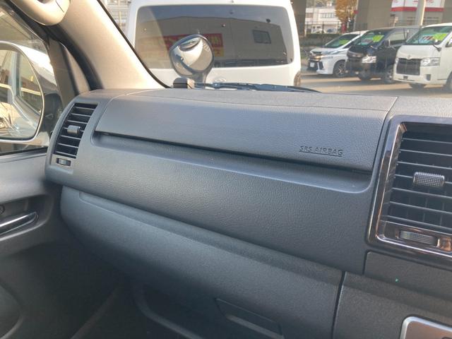 ハイエースバン スーパーGL ダークプライム 5型・トヨタセーフティセンス・LEDヘッドライト・プッシュスタート・ETC2.0・純正SDナビ・フルセグ・バックカメラ・Wエアバック・100V電源・スマートキー・プリクラッシュセーフティ(23枚目)