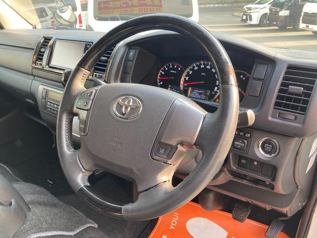 ハイエースバン スーパーGL ダークプライム 5型・トヨタセーフティセンス・LEDヘッドライト・プッシュスタート・ETC2.0・純正SDナビ・フルセグ・バックカメラ・Wエアバック・100V電源・スマートキー・プリクラッシュセーフティ(28枚目)